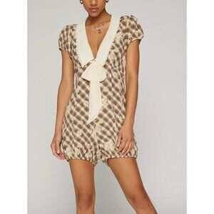 UO Kimchi Blue Giovanna Collared Romper Jumpsuit Playsuit Retro Floral NWOT Med